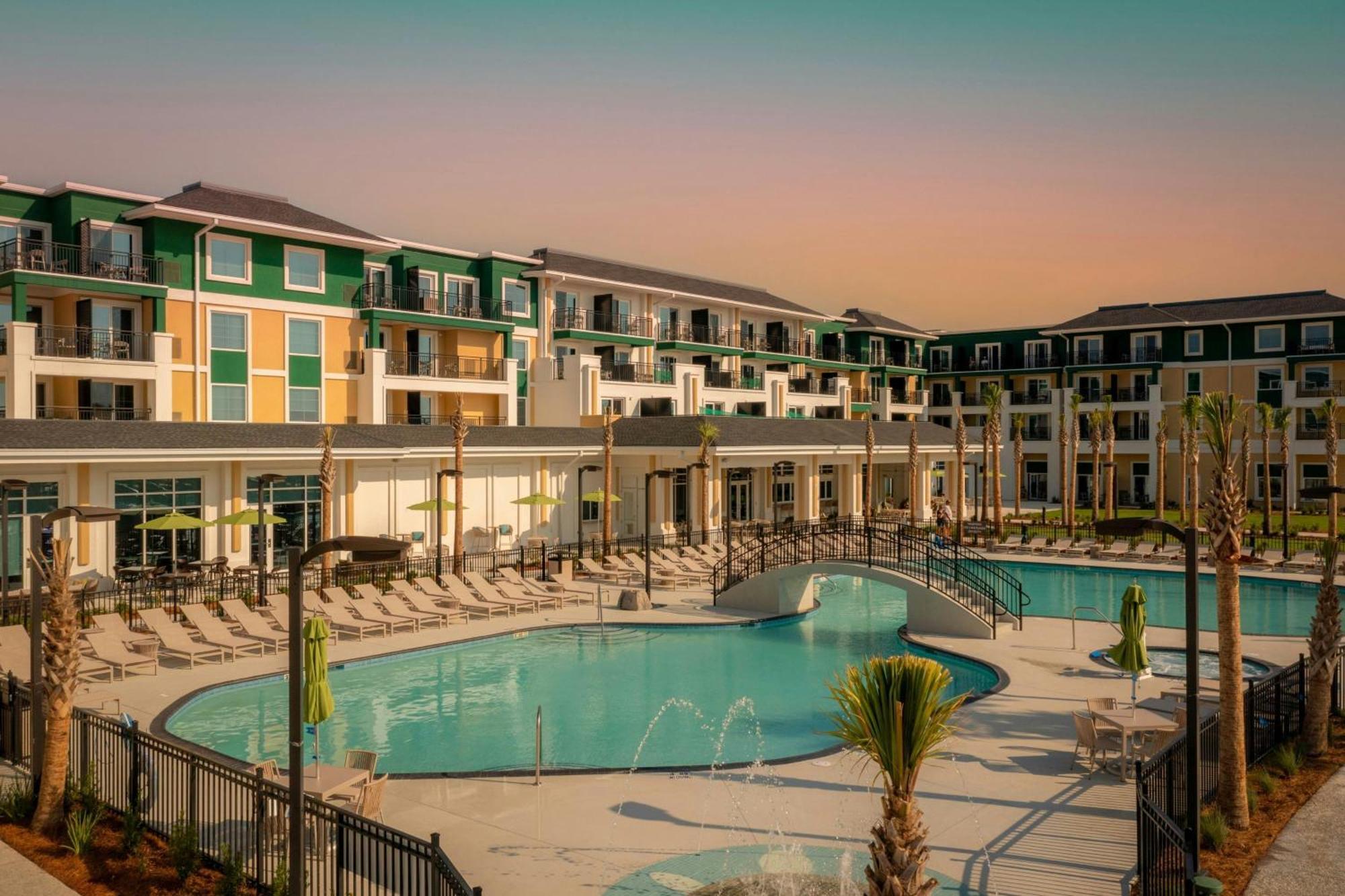 Hotel Courtyard By Marriott Jekyll Island Exterior foto