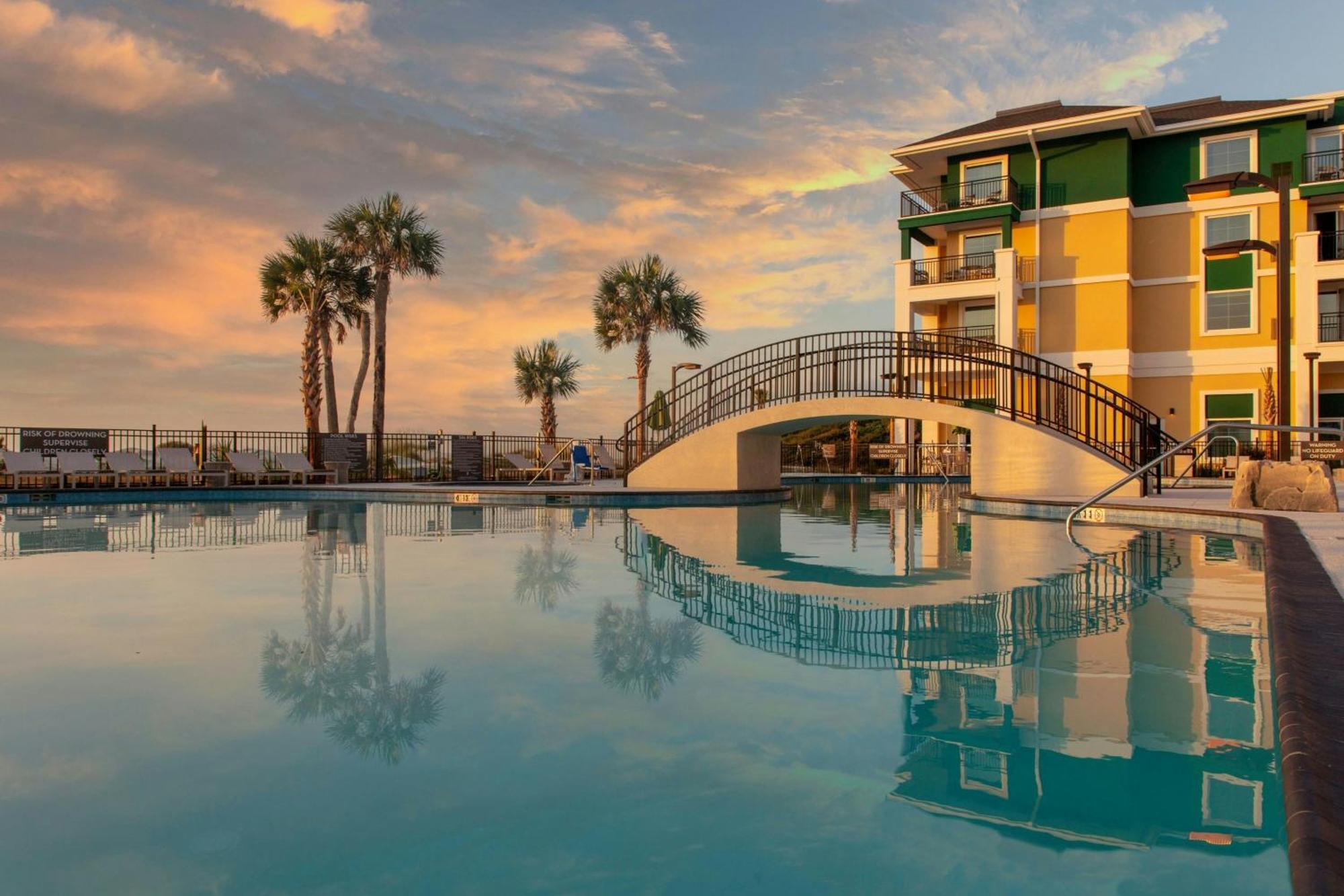 Hotel Courtyard By Marriott Jekyll Island Exterior foto